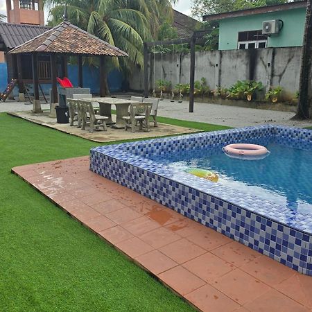 Casa Tiga Homestay Besut Kampung Kuala Besut Exteriér fotografie