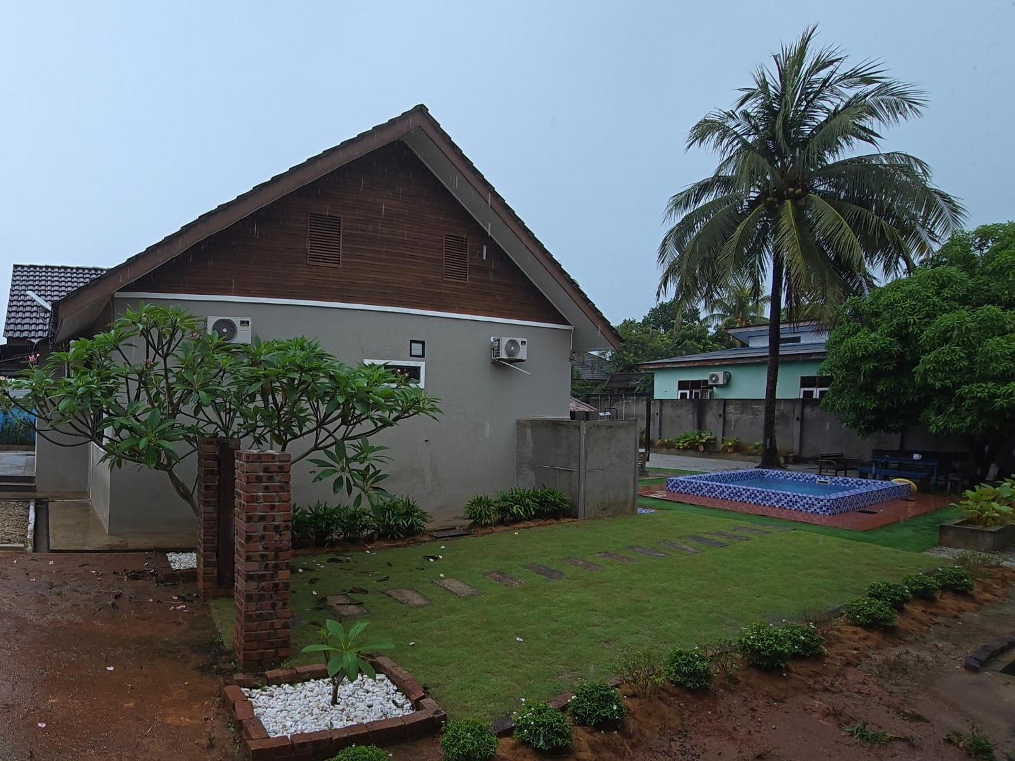Casa Tiga Homestay Besut Kampung Kuala Besut Exteriér fotografie