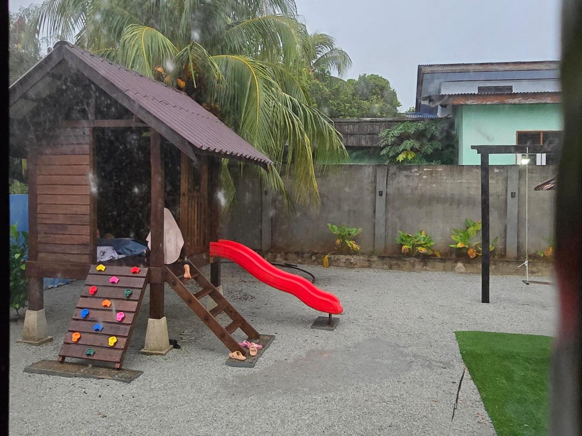 Casa Tiga Homestay Besut Kampung Kuala Besut Exteriér fotografie
